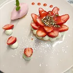 Du Vieux Tour Le Manoir Bed & Breakfast 3*