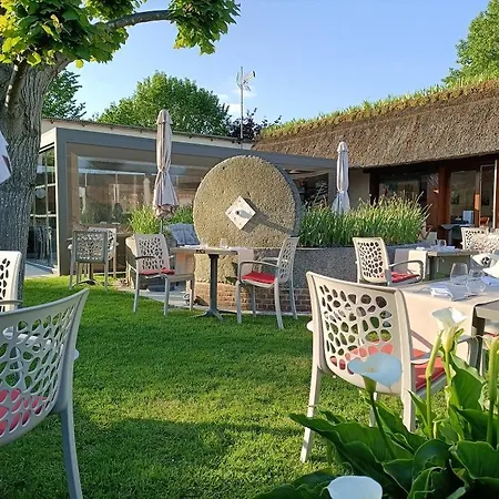 Du Vieux Tour Le Manoir Bed & Breakfast Canapville (Calvados)