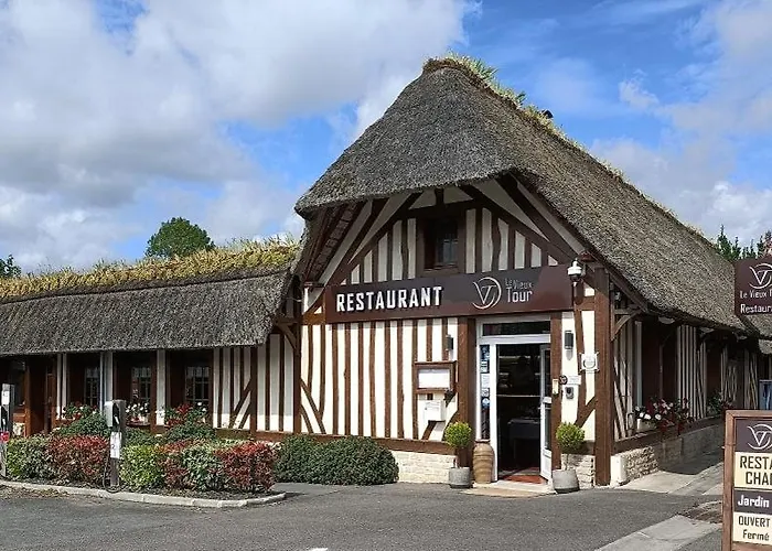 Du Vieux Tour Le Manoir 3*