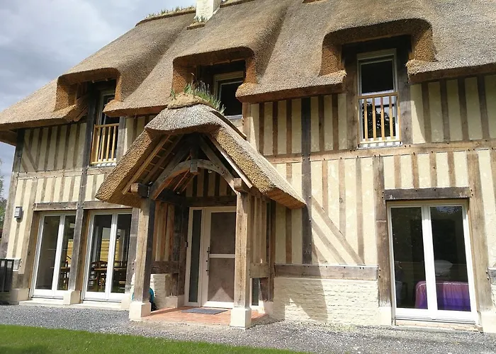 Du Vieux Tour Le Manoir B&B 3*